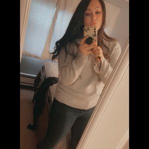 Meet your Posher, Larissa